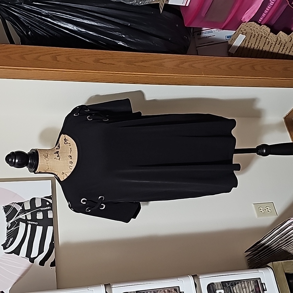 NWT black 2x michael kors tshirt.